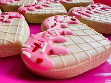 Load image into Gallery viewer, Heart ice cream cone sugar cookies - one dozen