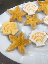 Load image into Gallery viewer, Beach (starfish and shell) sugar cookies - one dozen