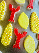 Load image into Gallery viewer, Crawfish boil sugar cookies - one dozen
